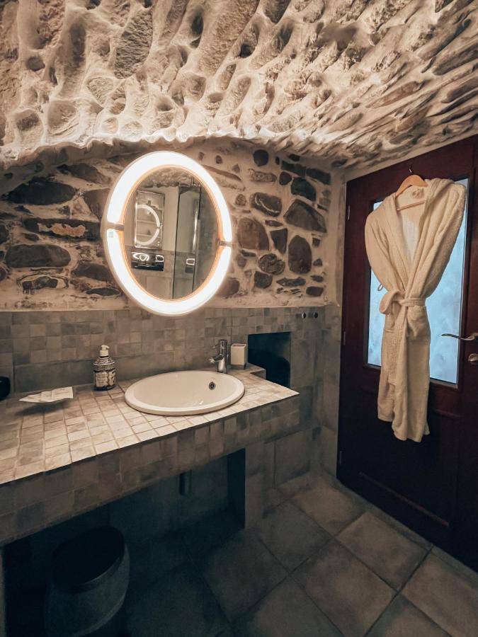 Talking Stones Bed & Breakfast Dolceacqua Exterior foto
