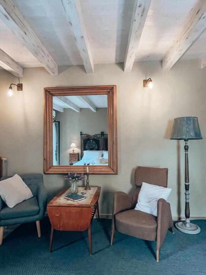 Talking Stones Bed & Breakfast Dolceacqua Exterior foto